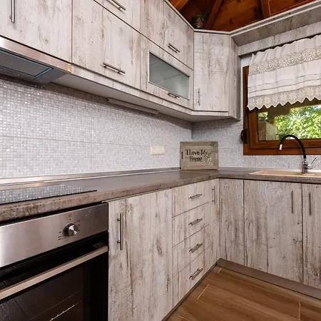 Suzana * Mikros Prinos