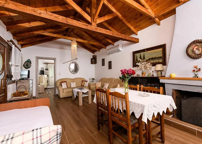 Suzana * Mikros Prinos