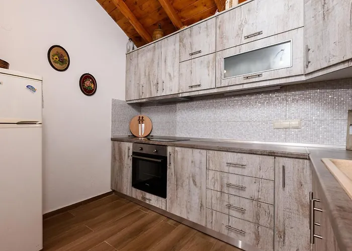 Suzana Сasa de vacaciones Mikros Prinos