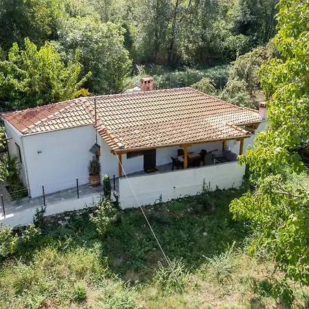 Suzana Holiday home