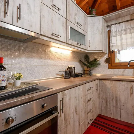 Holiday home Suzana